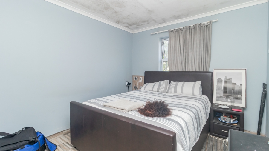 2 Bedroom Property for Sale in Pinelands Western Cape